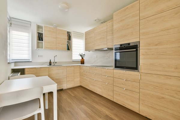 Medium property photo - Schaarbeekstraat 69, 1066 WH Amsterdam